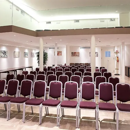 City Hotel 4*