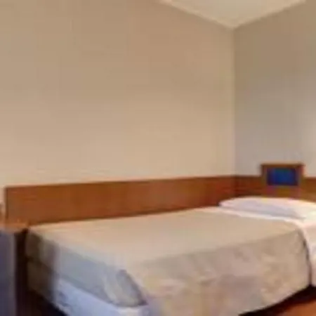 City Hotel Hotel 4*