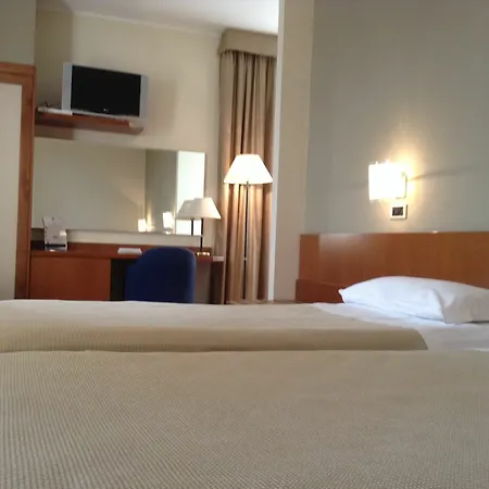 City Hotel Hotel
