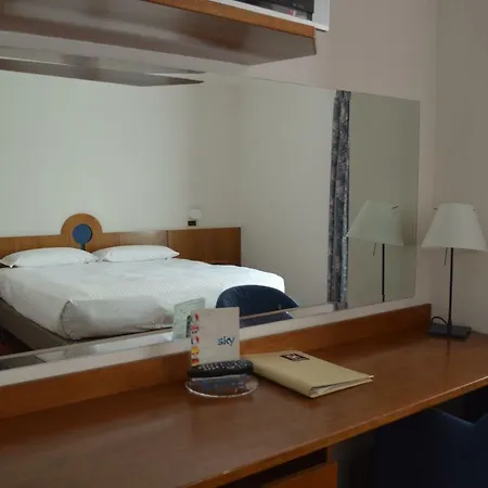 City Hotel 4* Varese