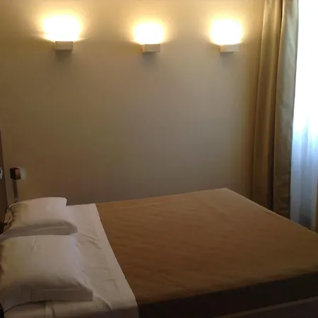 Hotel City Hotel