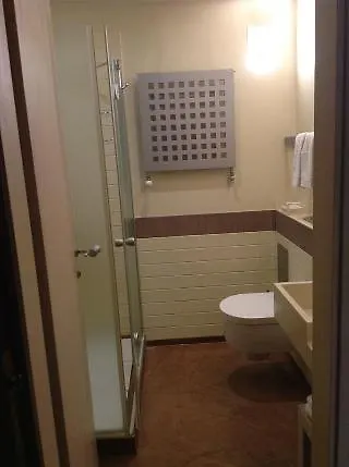 فندق City Hotel