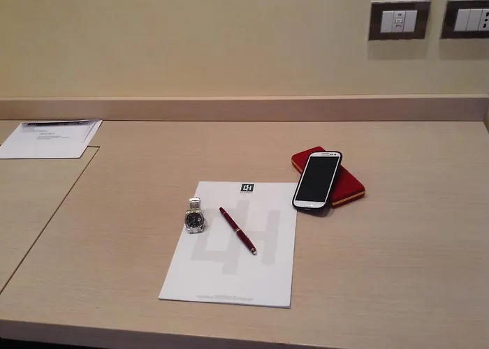 City Hotel 4*