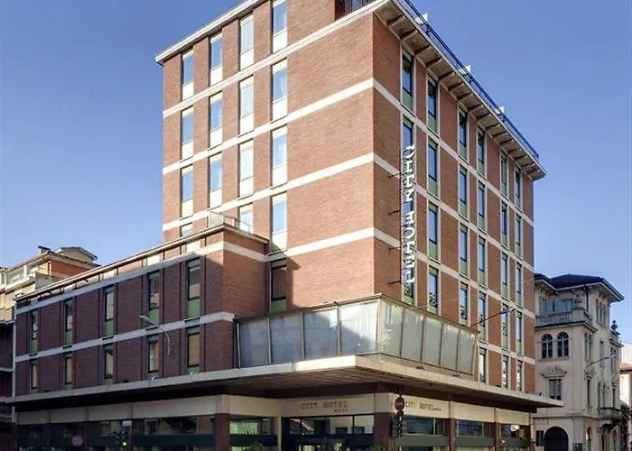 فندق City Hotel