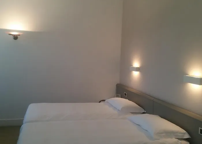 فندق City Hotel