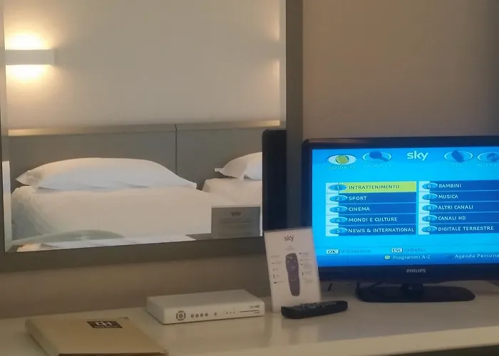 City Hotel فندق فاريسّي