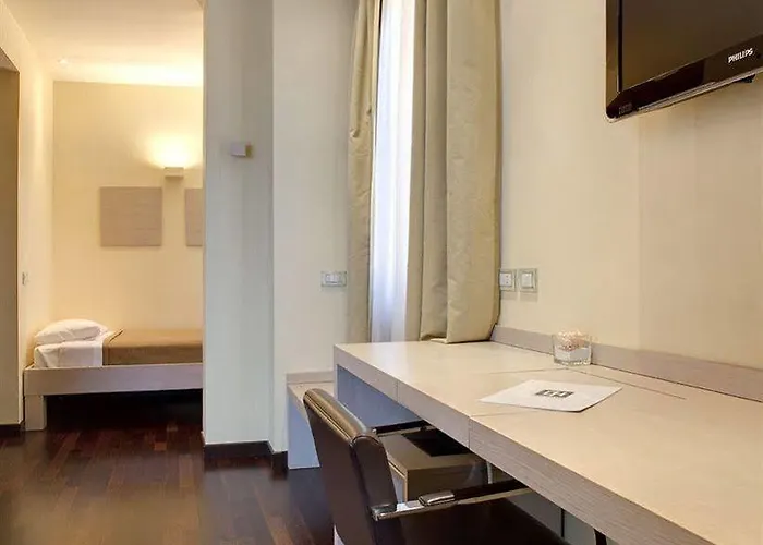 City Hotel