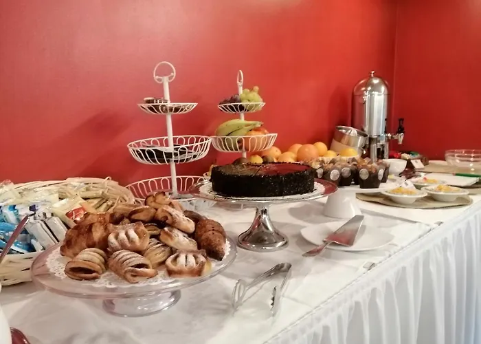 فندق City Hotel فاريسّي
